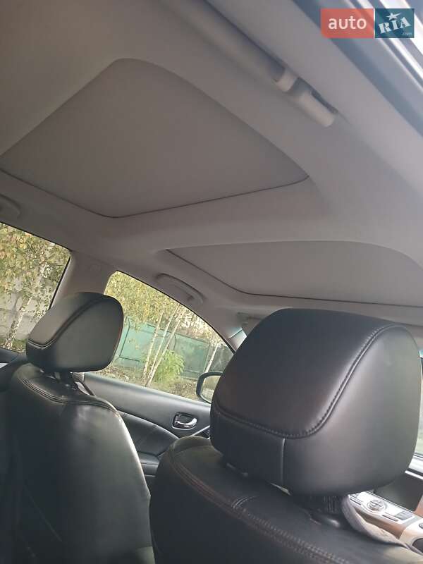 Позашляховик / Кросовер Nissan Murano 2013 в Добротворі