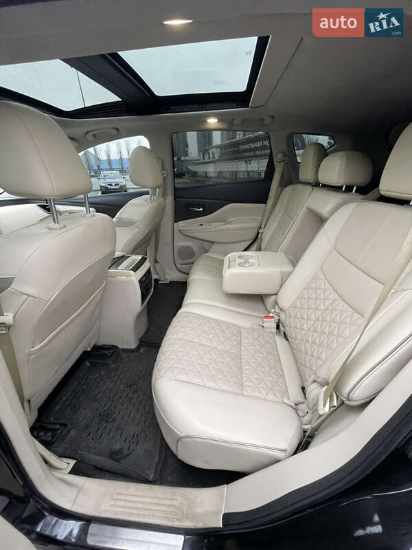 Позашляховик / Кросовер Nissan Murano 2019 в Києві