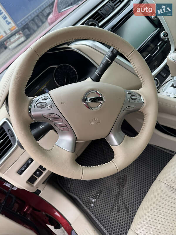 Позашляховик / Кросовер Nissan Murano 2017 в Києві