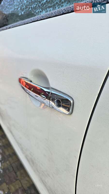 Позашляховик / Кросовер Nissan Murano 2013 в Тернополі