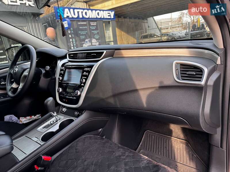 Внедорожник / Кроссовер Nissan Murano 2017 в Днепре