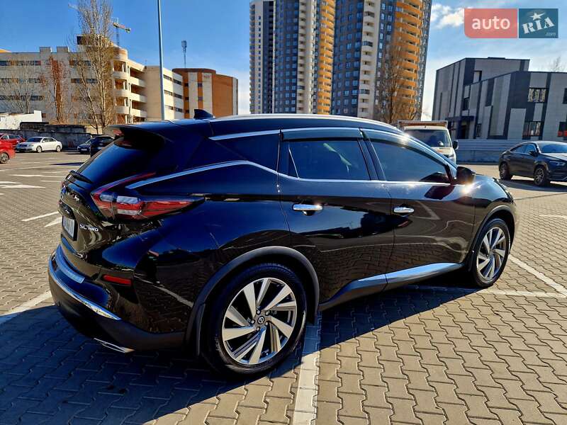 Позашляховик / Кросовер Nissan Murano 2020 в Києві