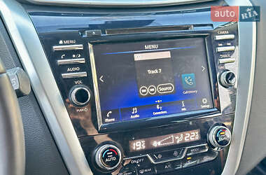 Позашляховик / Кросовер Nissan Murano 2020 в 