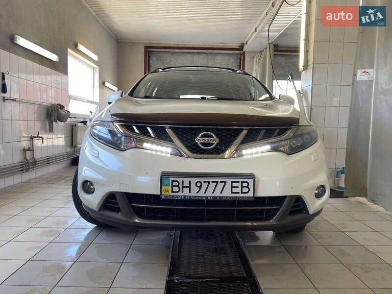 Позашляховик / Кросовер Nissan Murano 2010 в Одесі