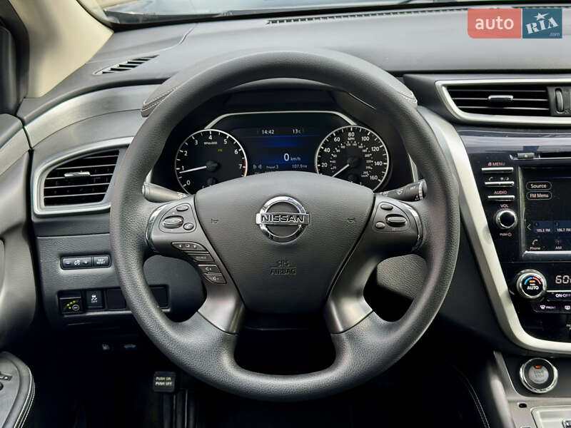 Позашляховик / Кросовер Nissan Murano 2019 в Києві