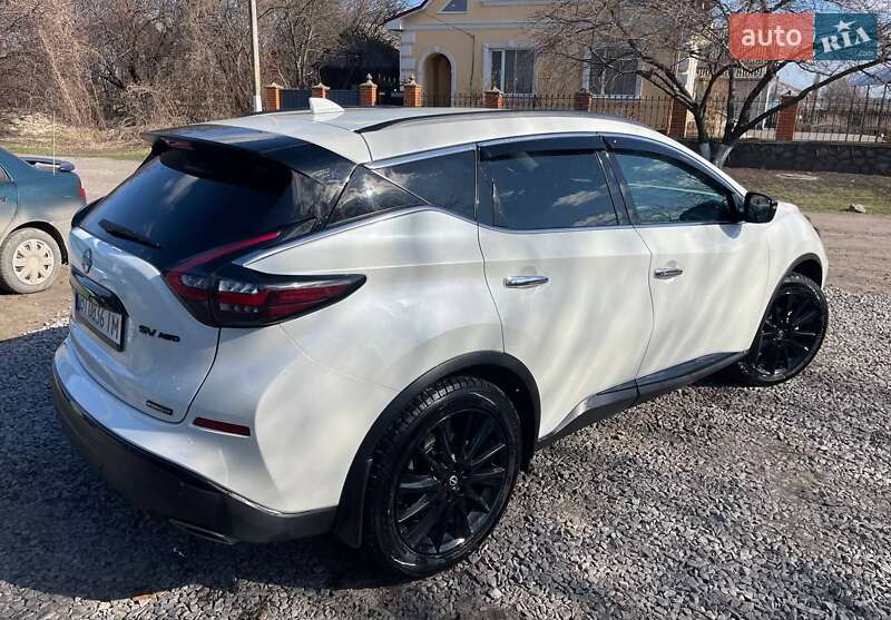 Позашляховик / Кросовер Nissan Murano 2023 в Глобиному