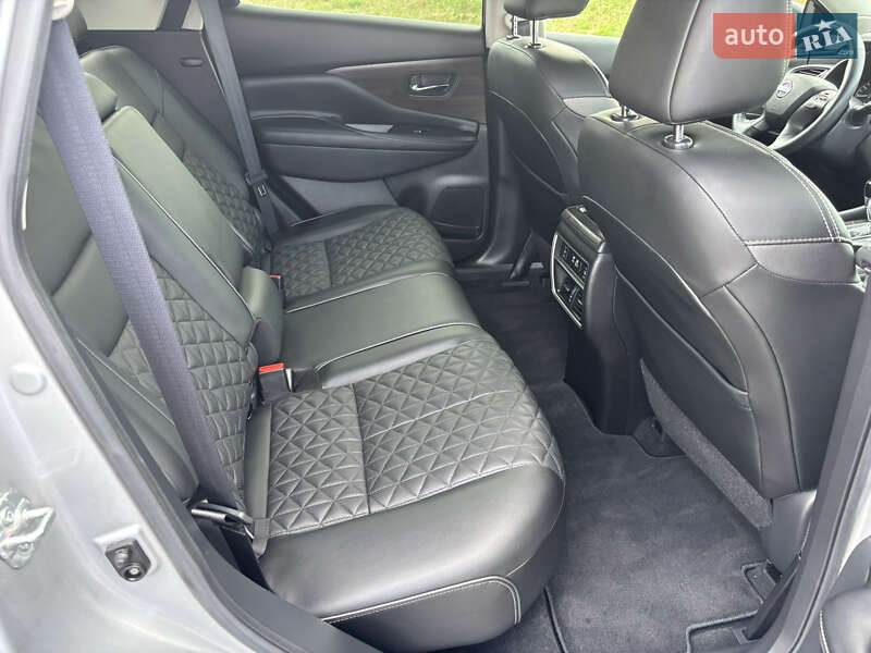 Внедорожник / Кроссовер Nissan Murano 2020 в Киеве