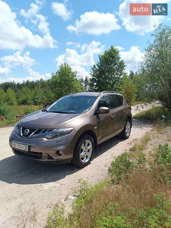 Позашляховик / Кросовер Nissan Murano 2010 в Києві