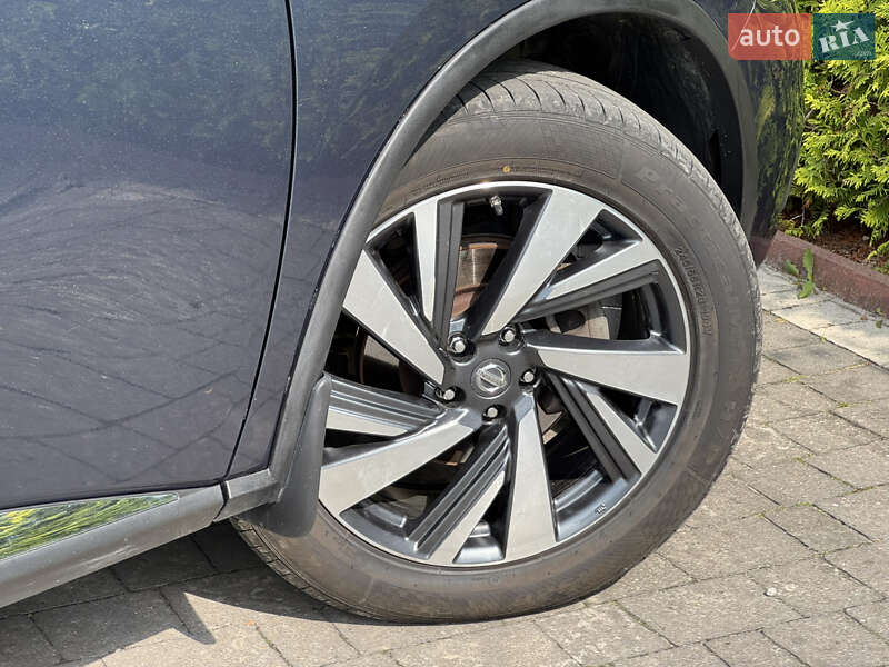 Внедорожник / Кроссовер Nissan Murano 2018 в Стрые