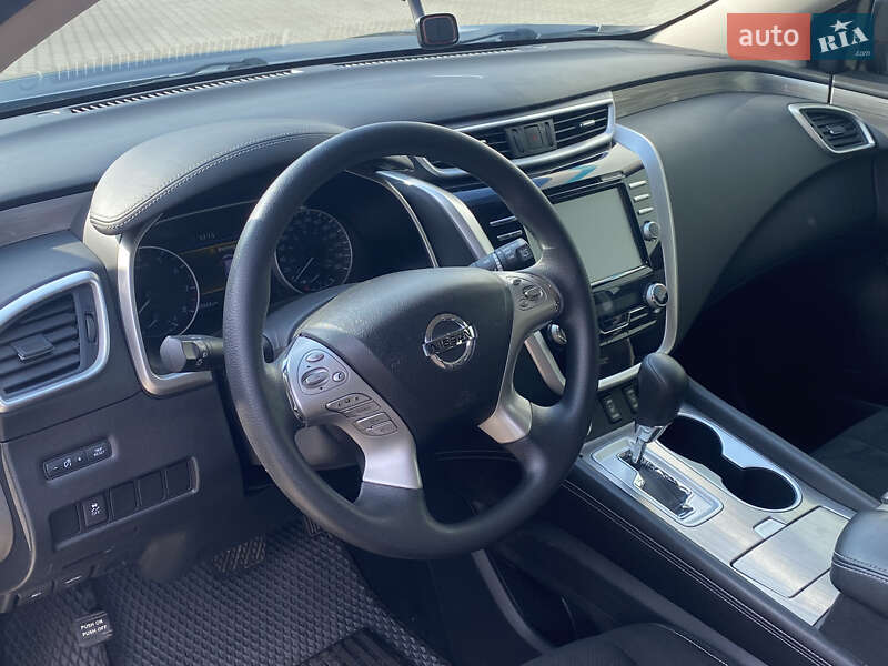 Позашляховик / Кросовер Nissan Murano 2016 в Києві