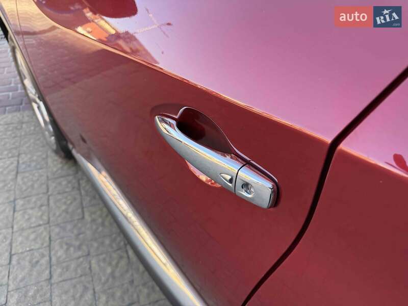 Позашляховик / Кросовер Nissan Murano 2019 в Львові