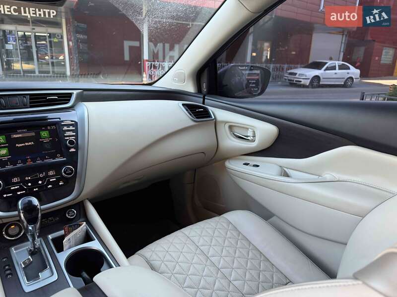 Позашляховик / Кросовер Nissan Murano 2019 в Львові