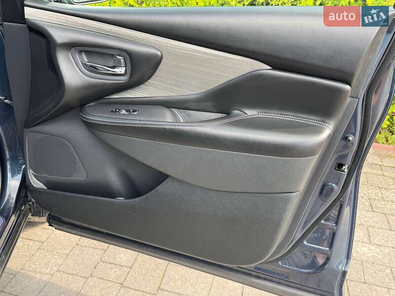 Внедорожник / Кроссовер Nissan Murano 2018 в Стрые