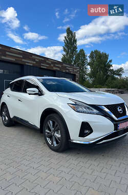 Позашляховик / Кросовер Nissan Murano 2019 в Нововолинську
