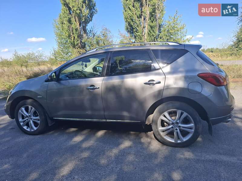 Позашляховик / Кросовер Nissan Murano 2010 в Сутисках
