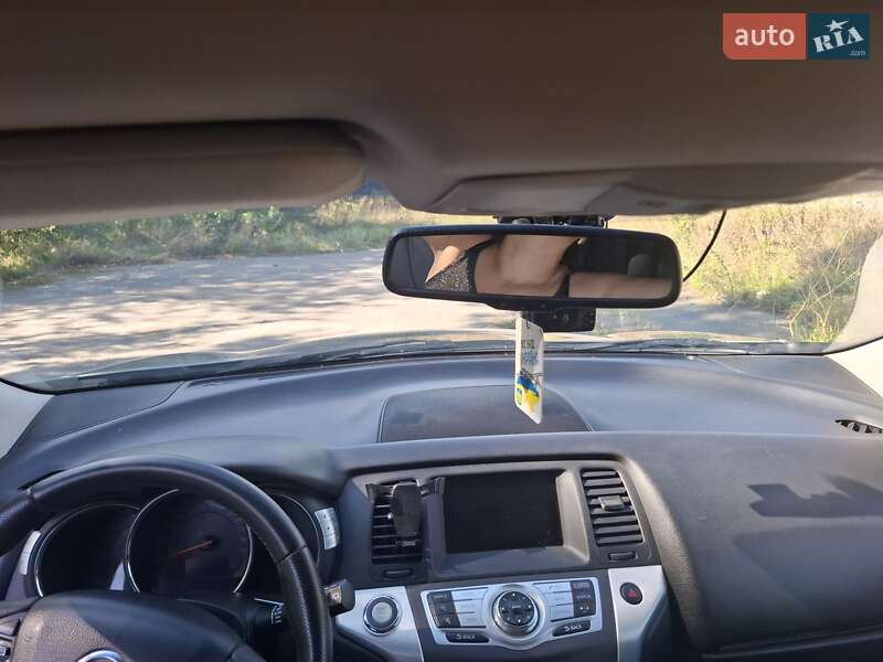 Позашляховик / Кросовер Nissan Murano 2010 в Сутисках