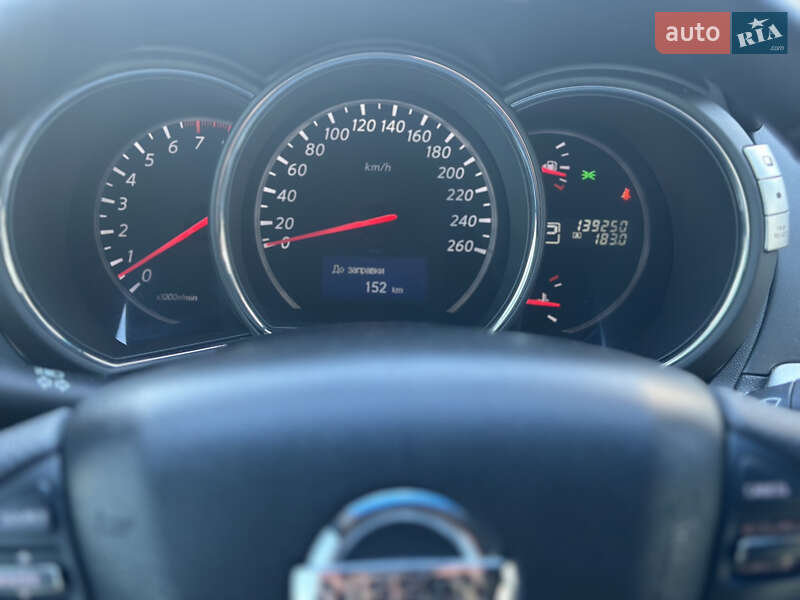 Позашляховик / Кросовер Nissan Murano 2014 в Києві