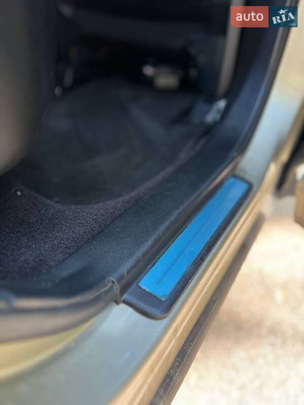 Позашляховик / Кросовер Nissan Murano 2005 в Києві