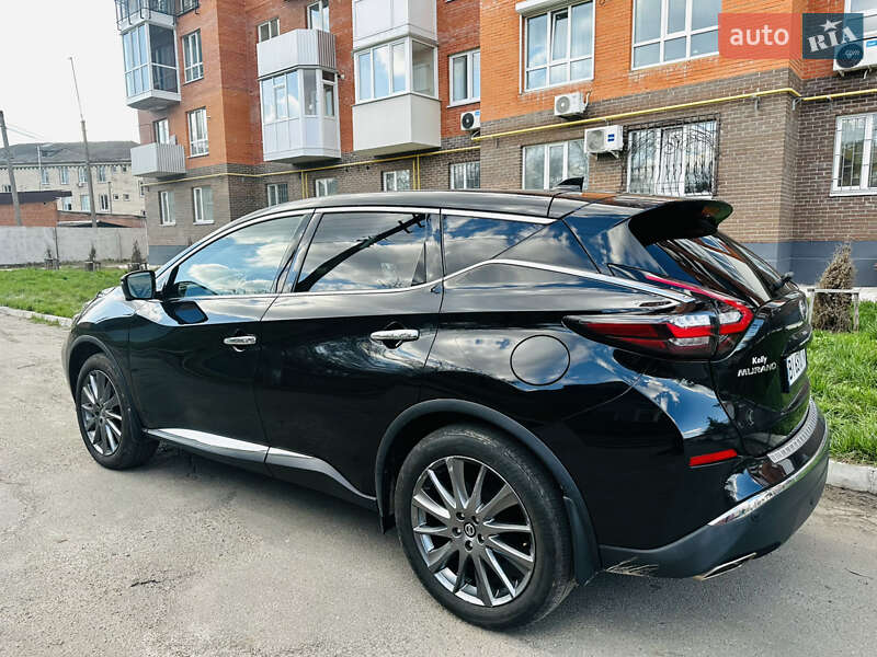 Nissan Murano 2021