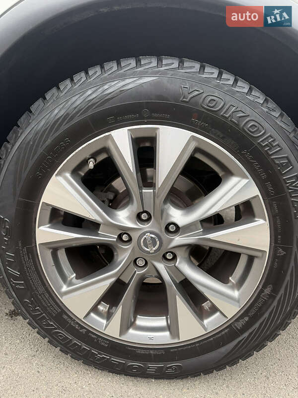 Позашляховик / Кросовер Nissan Murano 2017 в Києві