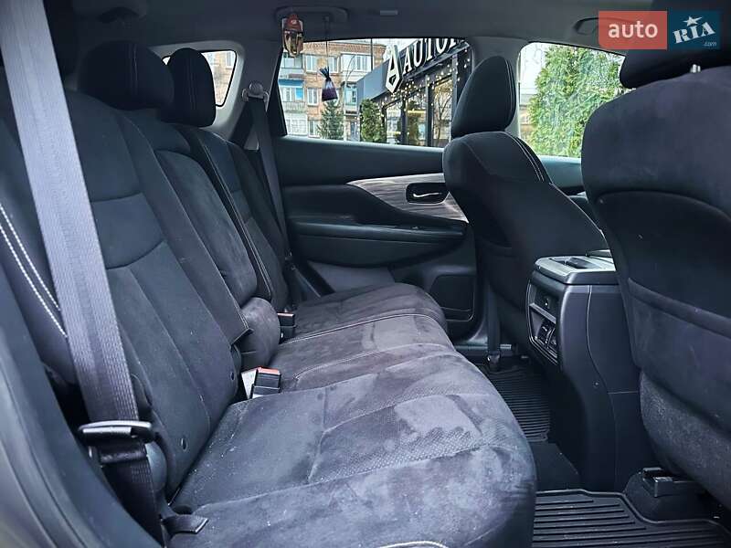 Внедорожник / Кроссовер Nissan Murano 2017 в Киеве