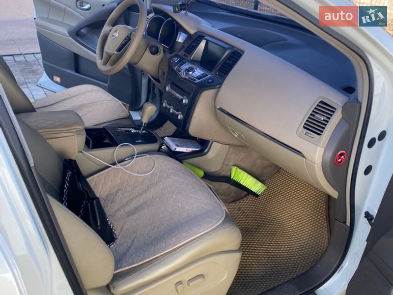 Позашляховик / Кросовер Nissan Murano 2011 в Києві