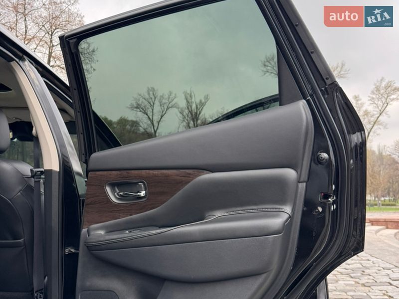 Позашляховик / Кросовер Nissan Murano 2019 в Києві