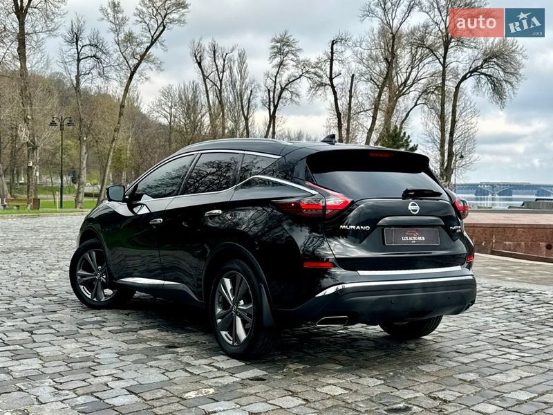 Позашляховик / Кросовер Nissan Murano 2019 в Києві