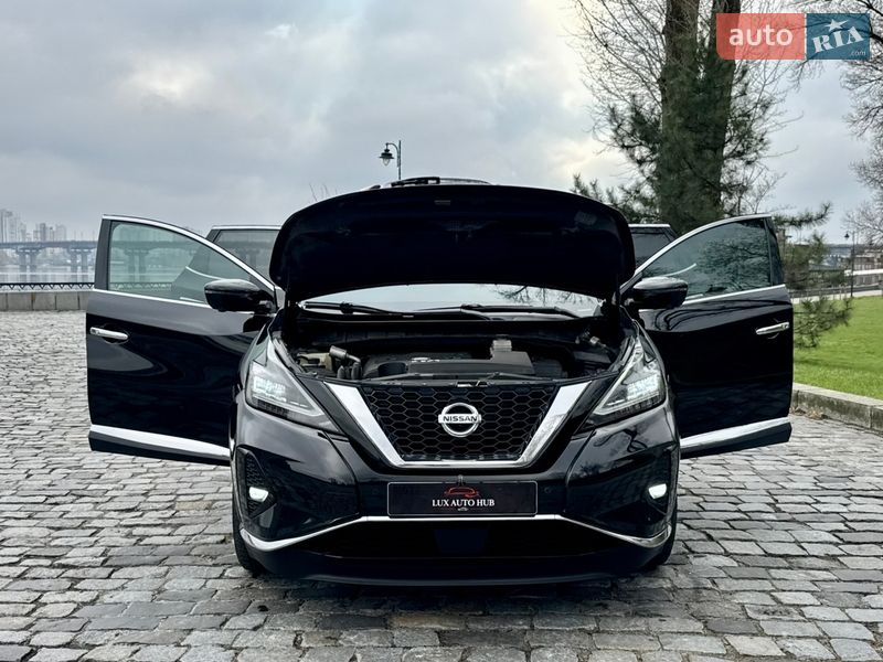 Позашляховик / Кросовер Nissan Murano 2019 в Києві
