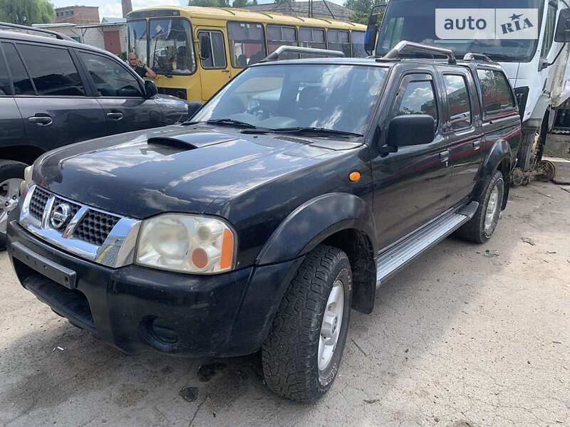 Пикап Nissan Navara 2005 в 
