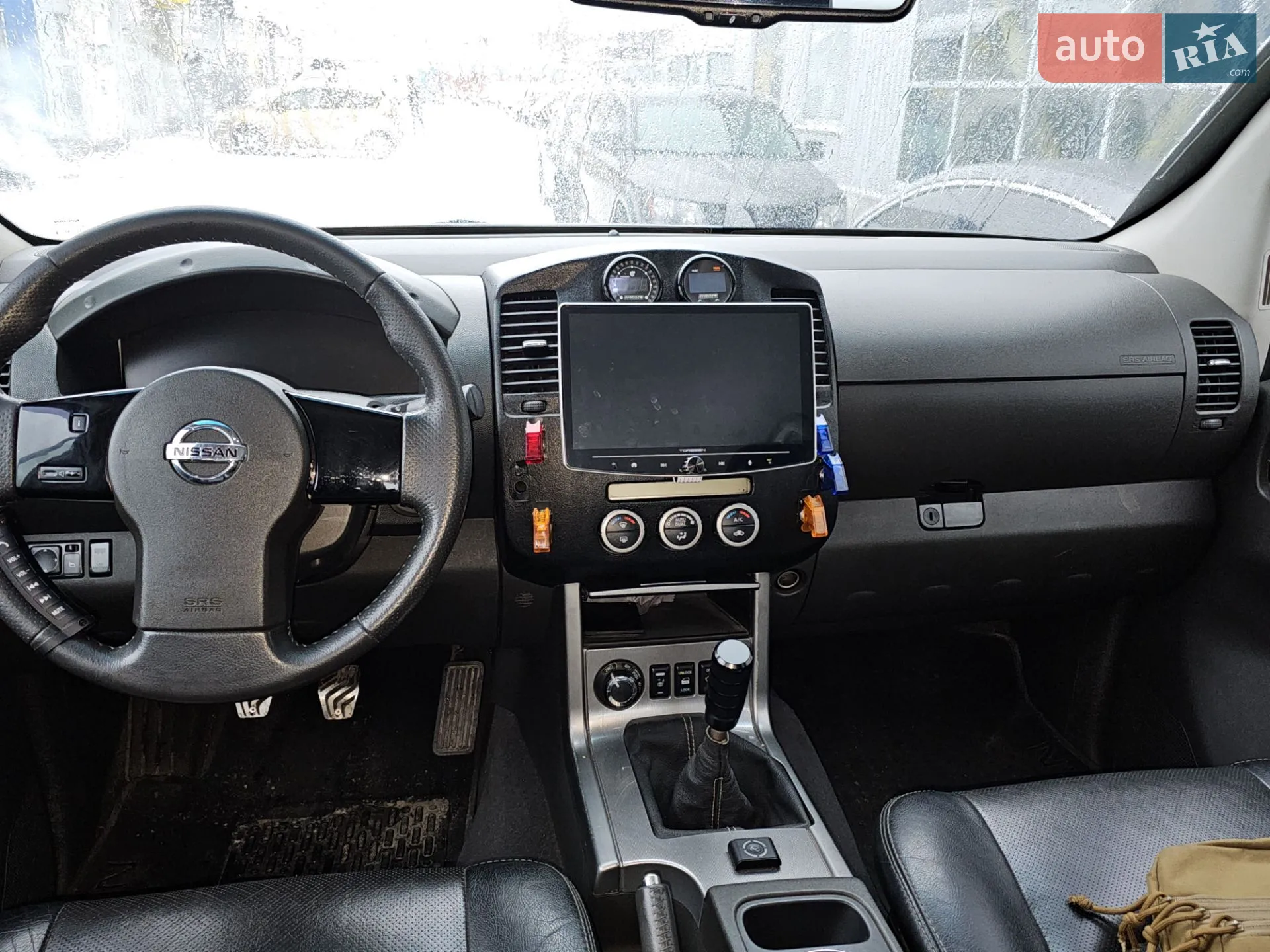 2010 Nissan Navara (Frontier) - мініатюра 29