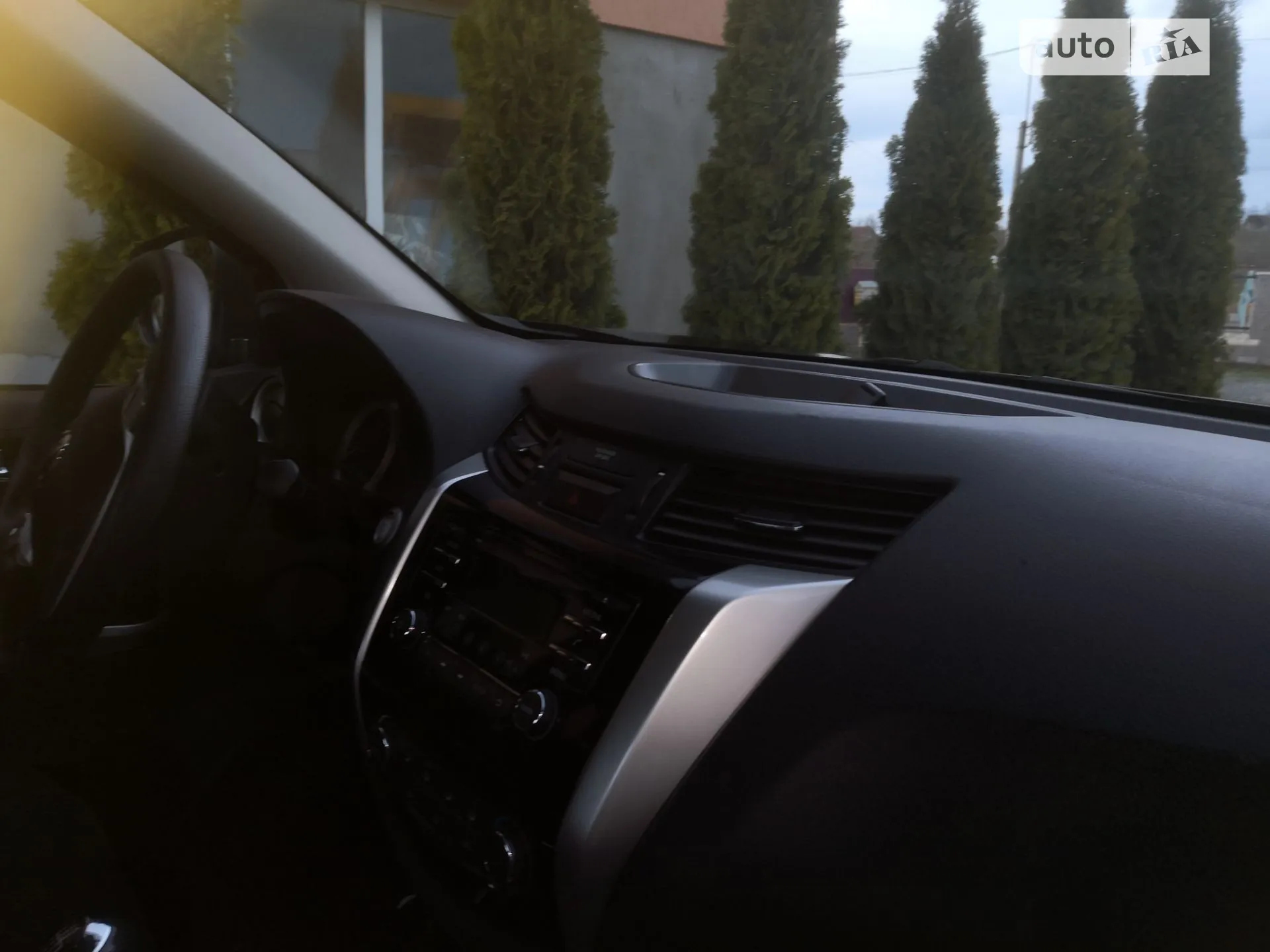 2019 Nissan Navara (Frontier) - мініатюра 16