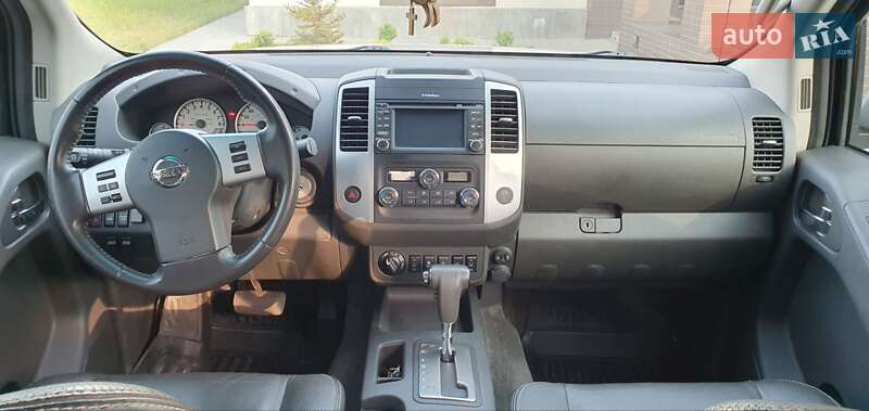 Пикап Nissan Navara 2017 в Киеве