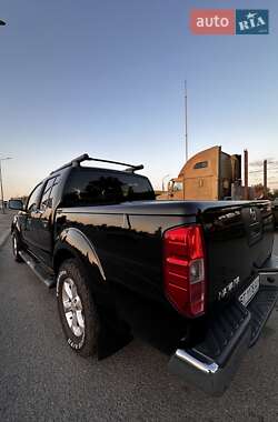 Пикап Nissan Navara 2007 в Днепре