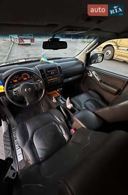 Пикап Nissan Navara 2007 в Днепре