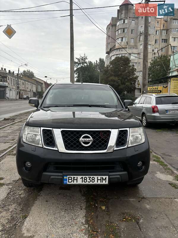Nissan Navara 2010 Nissan Navara 2010