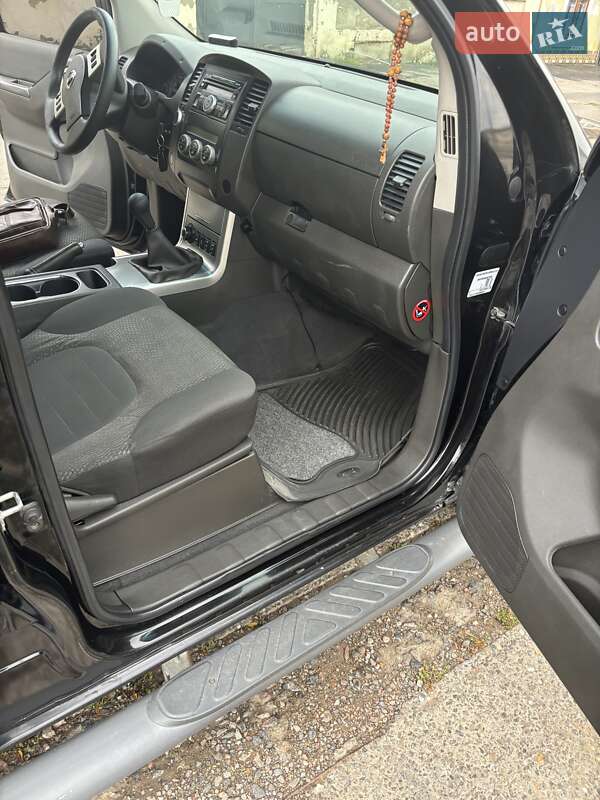 Пікап Nissan Navara 2010 в Одесі