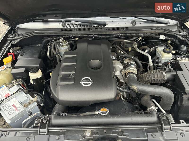 Пікап Nissan Navara 2010 в Одесі