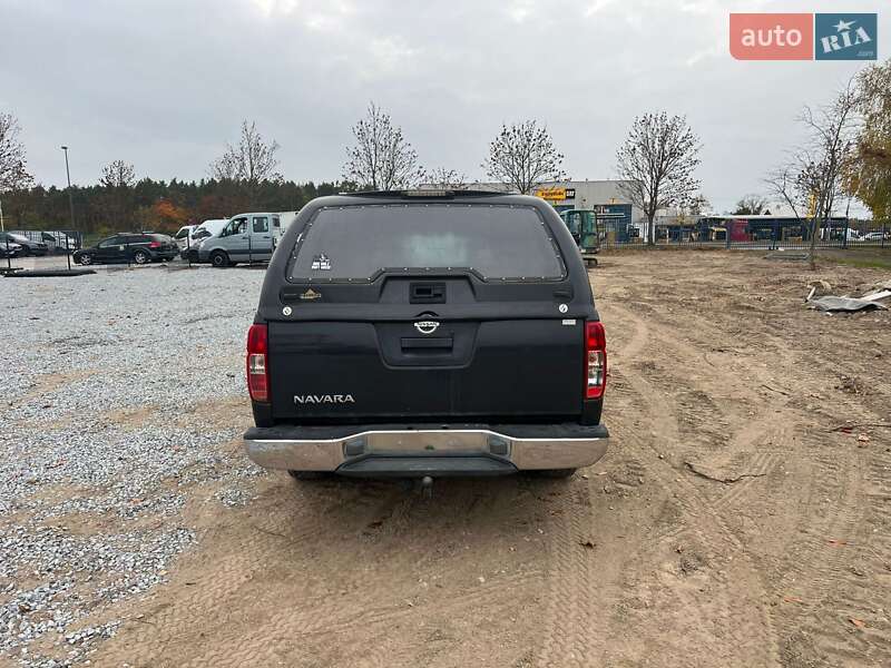 Пикап Nissan Navara 2006 в Ивано-Франковске