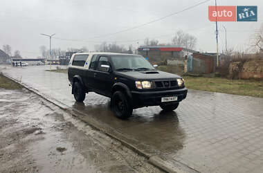 Пікап Nissan Navara 2001 в Коломиї