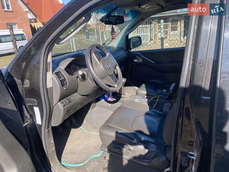 Пікап Nissan Navara 2006 в Луцьку фото 5 Пікап Nissan Navara 2006 в Луцьку
