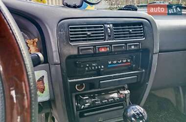 Пікап Nissan Navara 2004 в 