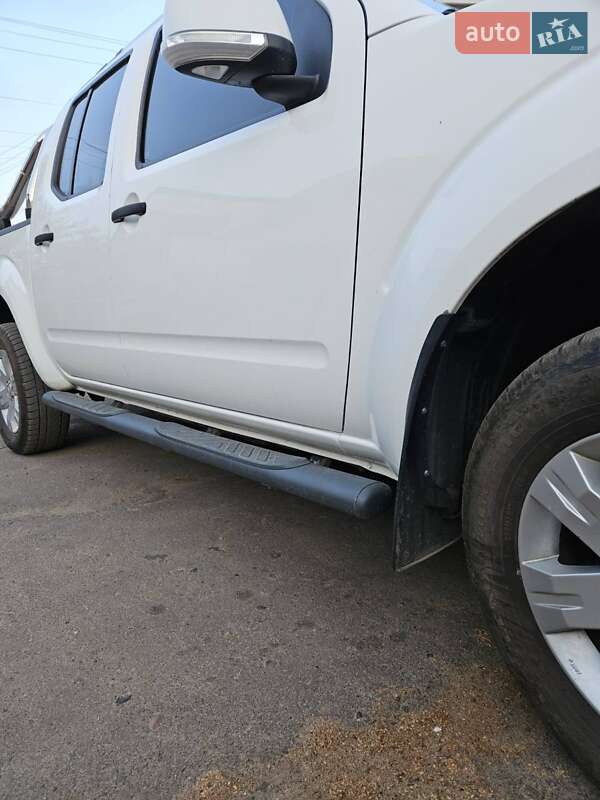 Пикап Nissan Navara 2014 в Полтаве