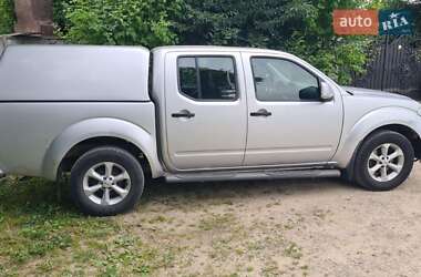 Пикап Nissan Navara 2012 в Ивано-Франковске