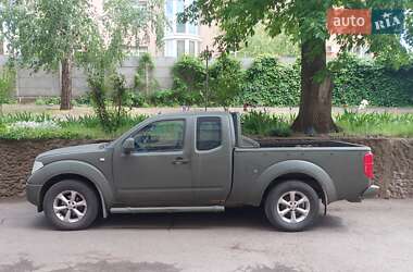 Пикап Nissan Navara 2006 в Кривом Роге