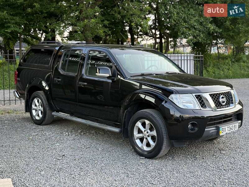 Пікап Nissan Navara 2012 в Хмельницькому