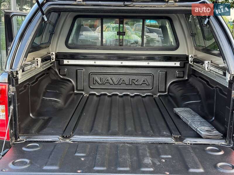 Пікап Nissan Navara 2012 в Хмельницькому