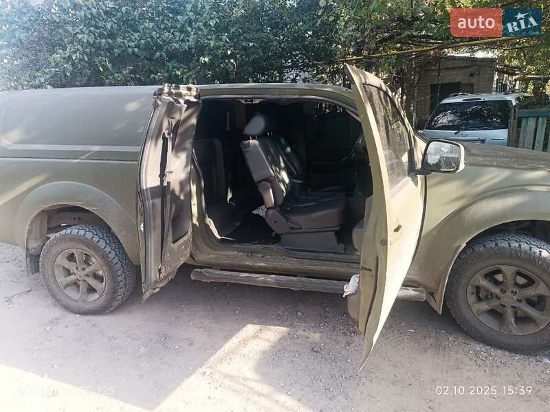 Пикап Nissan Navara 2009 в Запорожье