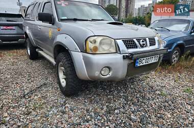 Пикап Nissan Navara 2003 в Киеве