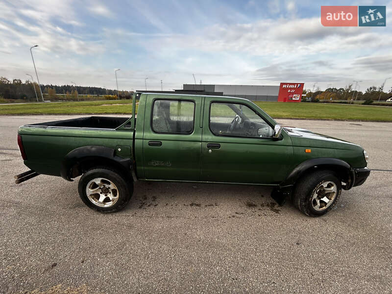 Пикап Nissan Navara 2000 в Киеве фото 5 Пикап Nissan Navara 2000 в Киеве